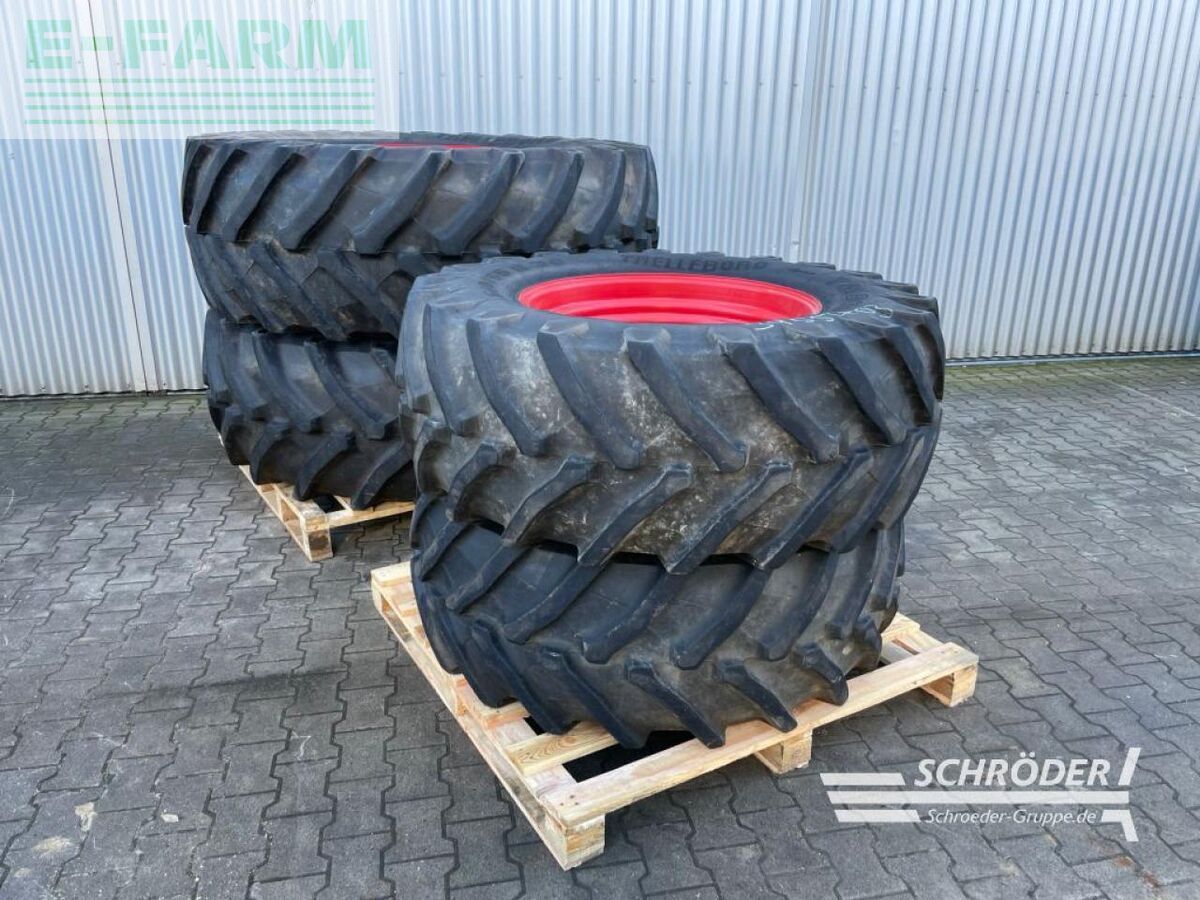 TRELLEBORG 540/65r30 + 650/65r42 trelleborg Wheel and track €6,500