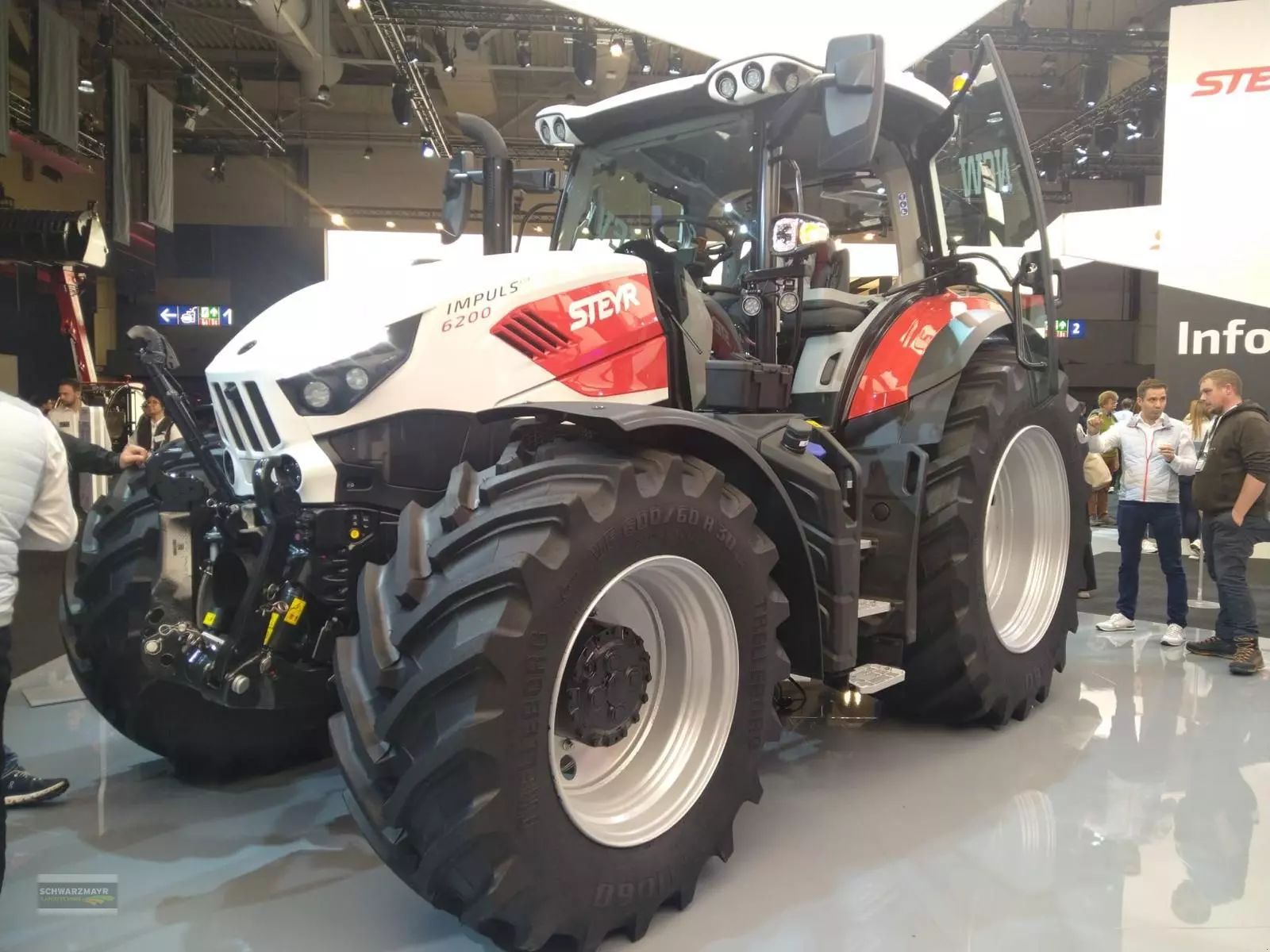 Steyr CVT 6200 Traktor