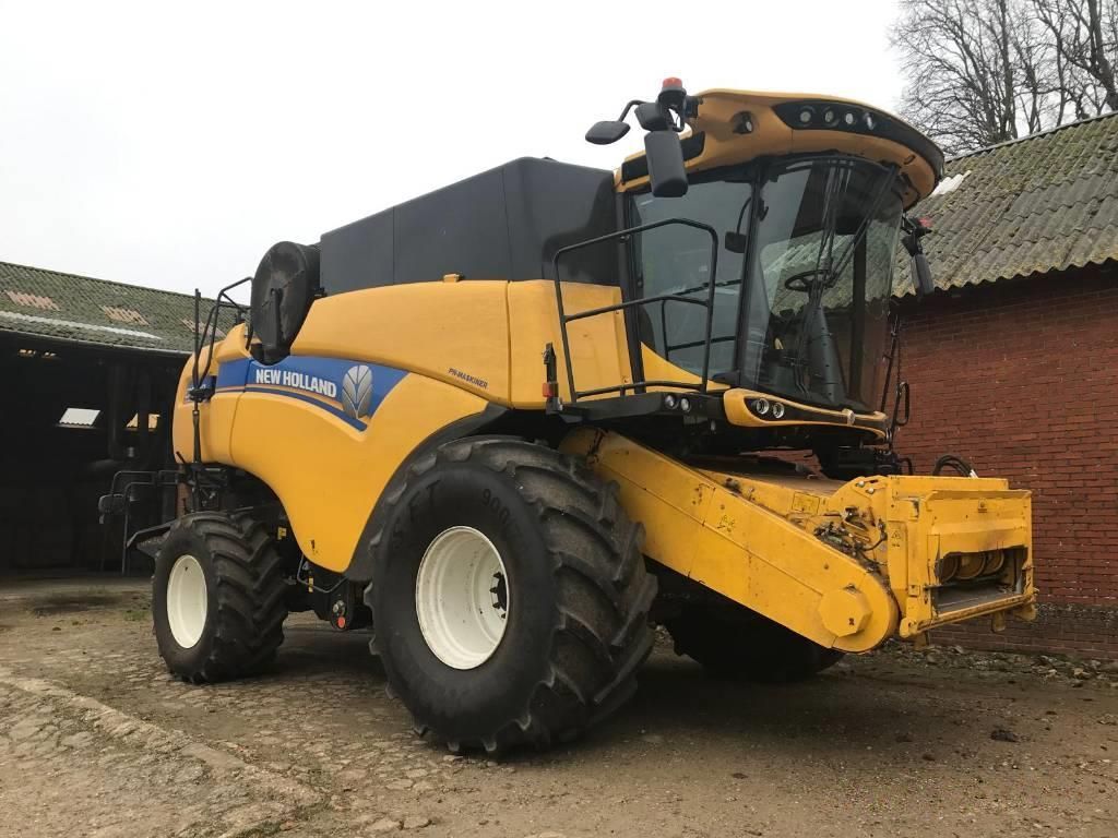E-FARM: New Holland cx 8.90 slh - Kombajn - id WMGKK3H - 261 272 € - Rok výroby: 2019 - Hodiny motoru: 1 386,Dánsko