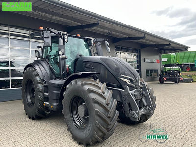 E-FARM: Valtra Q305 - Tractor - id XQQRQSN - €204,999 - Year of construction: 2024 - Engine hours: 1,Engine power (HP): 301,Germany