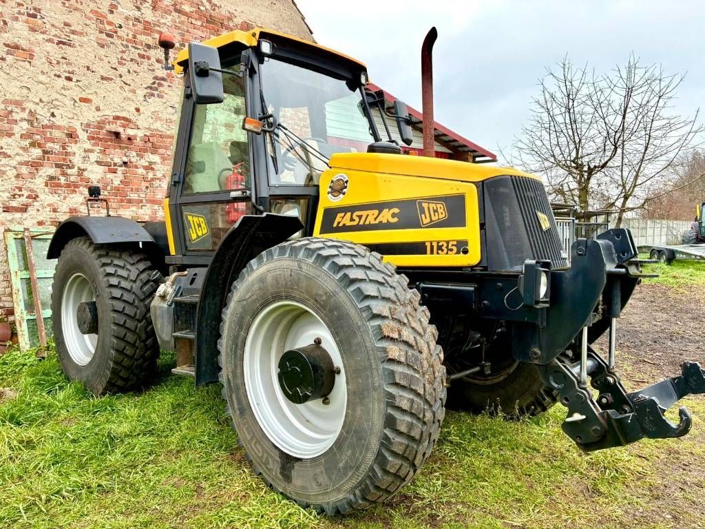 JCB fastrac 1135 Traktor 22 102 EUR