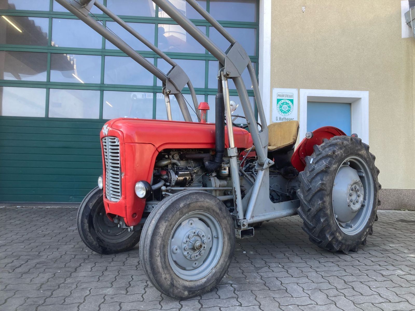 Massey Ferguson 35 Tractor