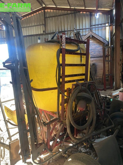 E-FARM: Hardi GRASSLAND - Sprayer - id DQCBSDE - €5,500 - Year of construction: 2001