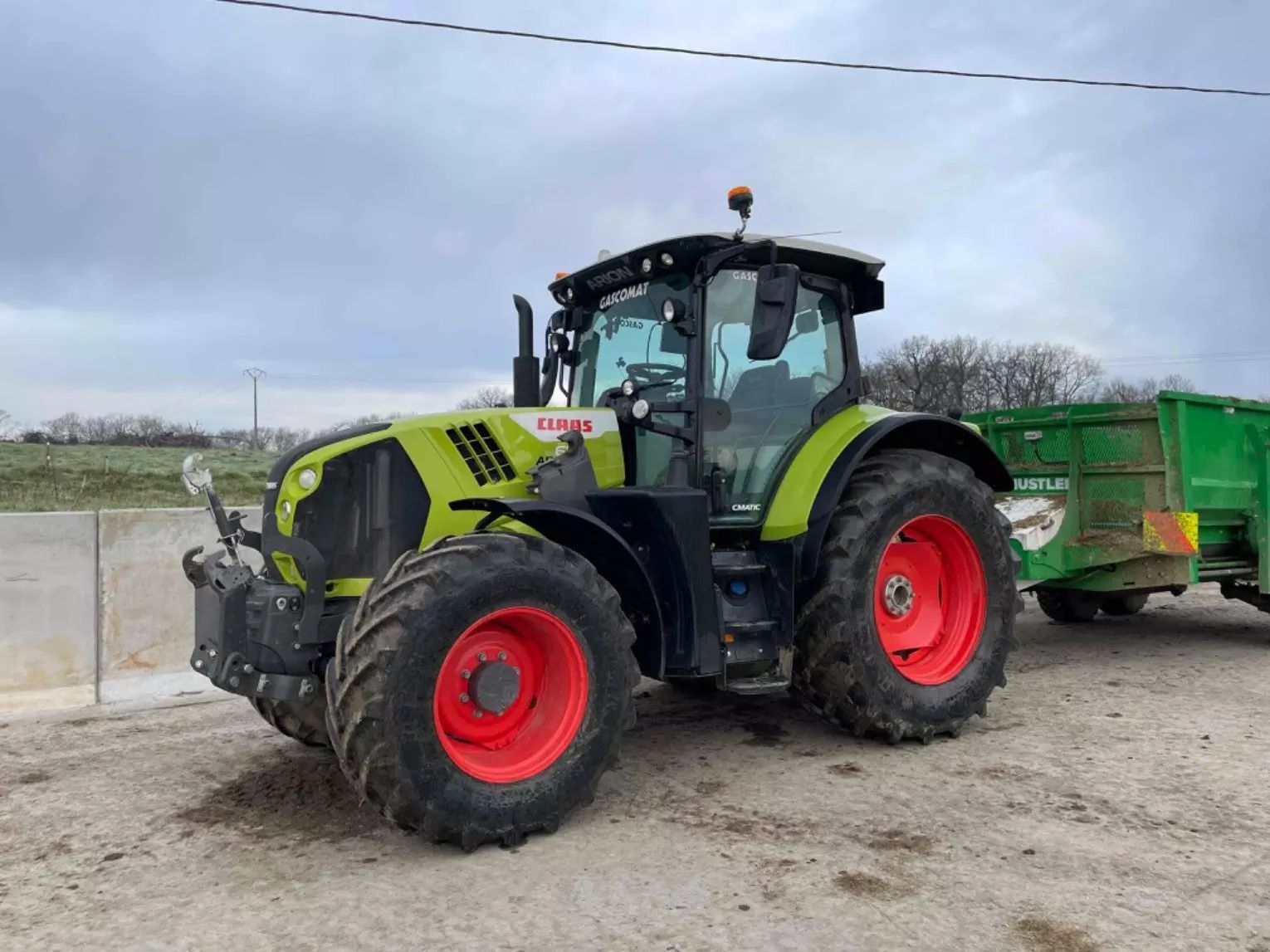 E-FARM: Claas Arion 610 - Tractor - id IWRVCF5 - €92,000 - Year of construction: 2021 - Engine hours: 1,673,Engine power (HP): 145,France