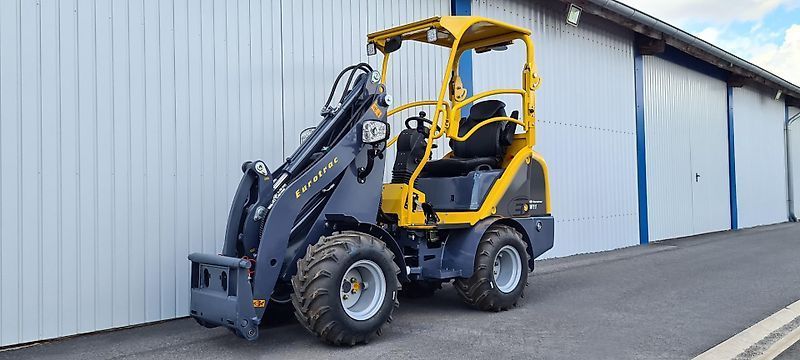 Eurotrac w11 Cargadora de dirección deslizante 21.500 €