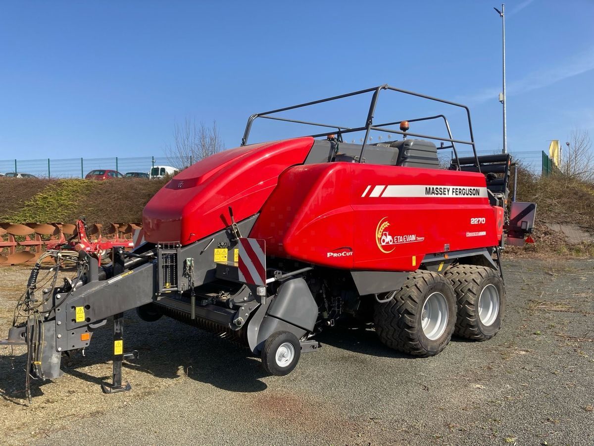 Massey Ferguson 2270 Baler €128,000