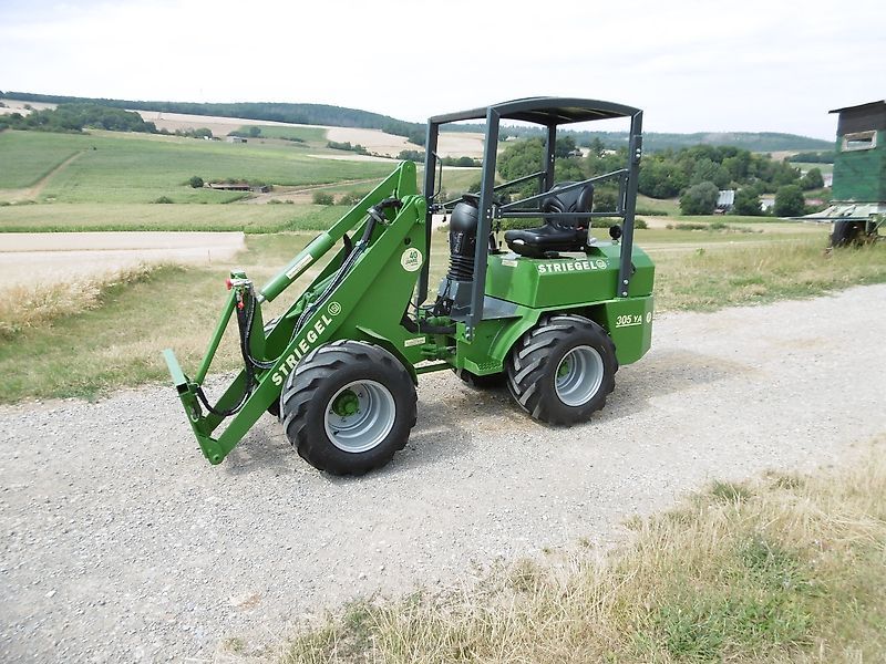 Striegel 305 ya Skid steer loader
