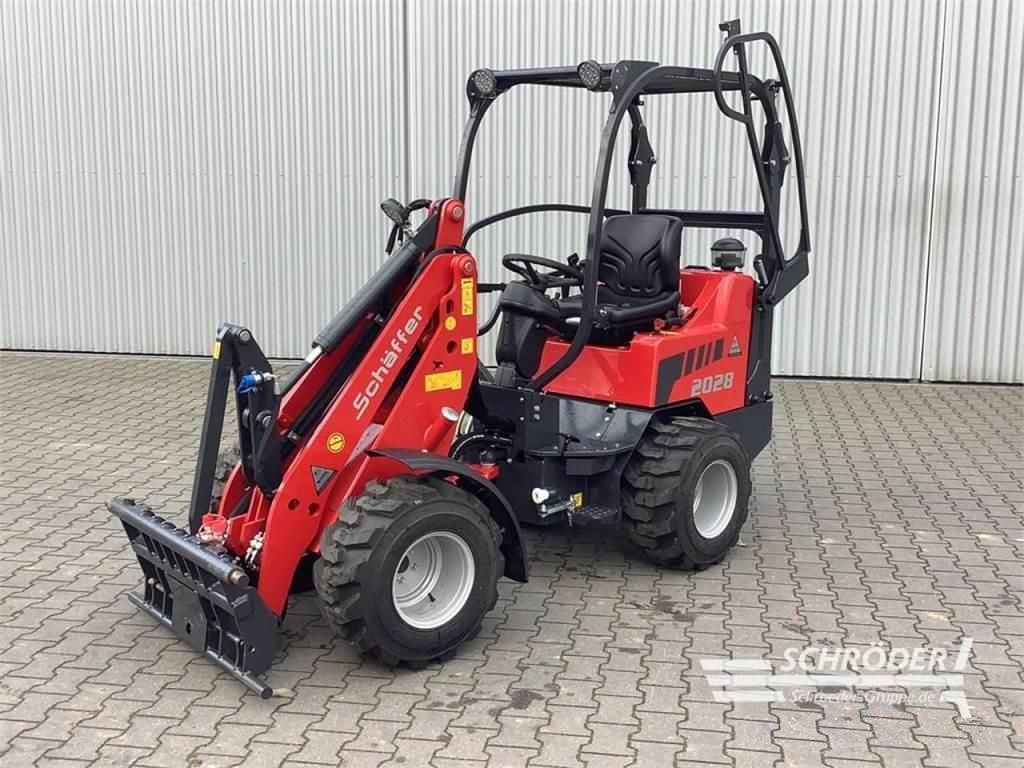 E-FARM: Schäffer 2028-2 - Mini cargadora
 - id YNGNIFG - 27.300 € - Año: 2023 - Alemania