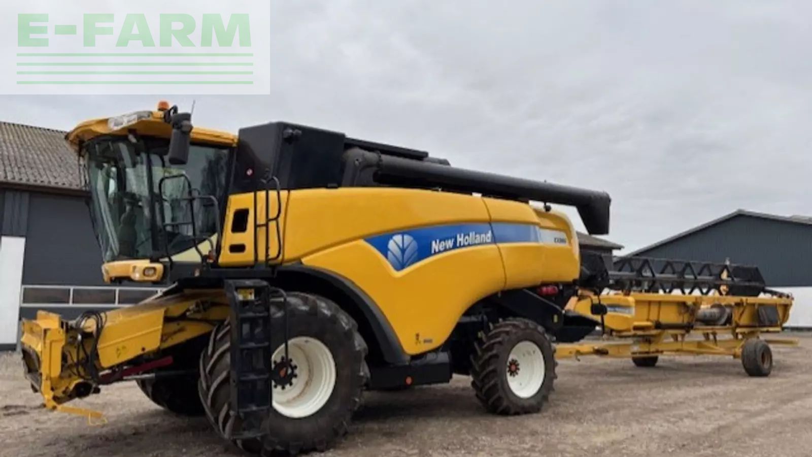 New Holland CX 860 Kombajn zbożowy 61 435 €