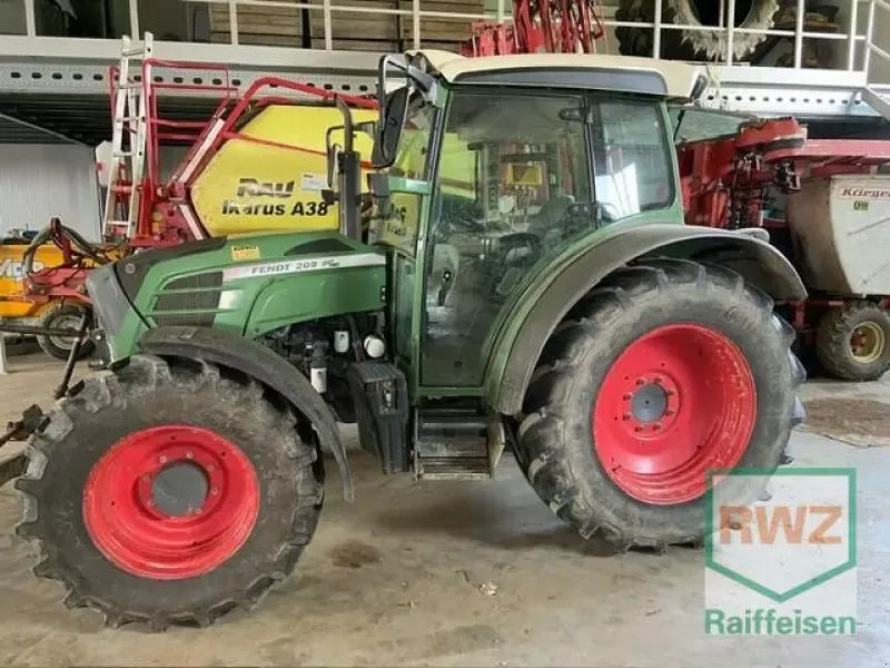 E-FARM: Fendt 209 Vario - Tractor - id AAUEASK - €59,900 - Year of construction: 2010 - Engine hours: 6,200,Engine power (HP): 90,Germany