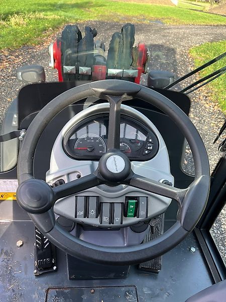 ファーム E-FARM: Schäffer 4670 - Wheel loader - id Z9E8DEM - €41,750