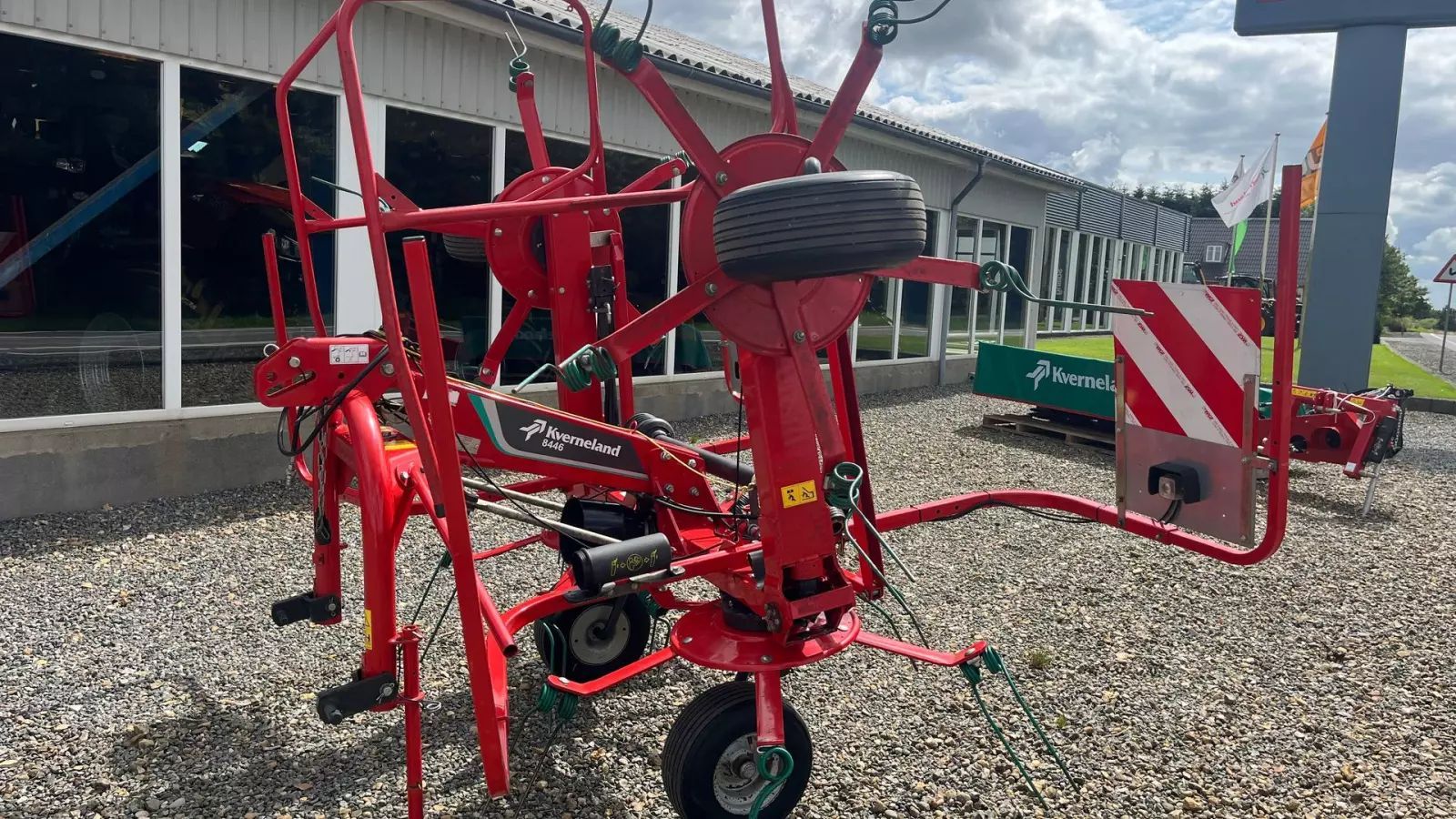 Kverneland vender kv8446, vender Rake €6,678