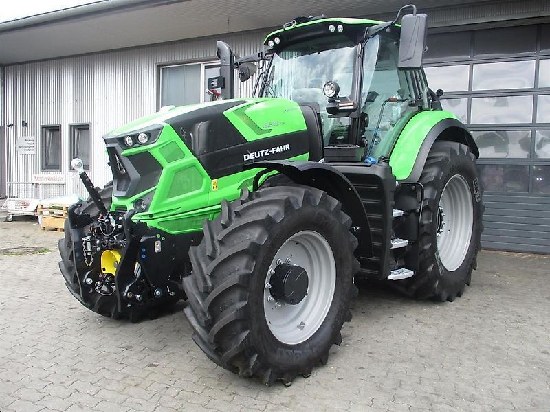 Deutz-Fahr AgroTron 6210 TTV Tractor €147,000