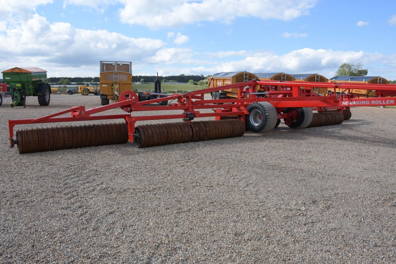 HE-VA king roller rolls 14.1m Prasy i wały 26 587 €