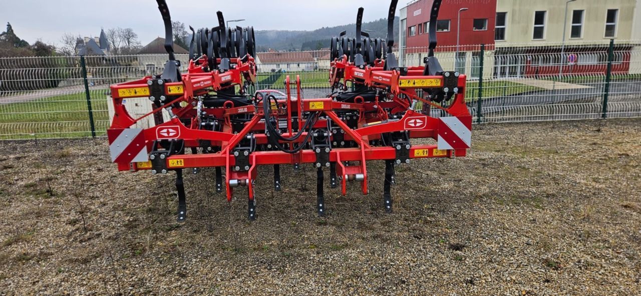 GREGOIRE BESSON crossland 60 Cultivateur 31 200 €