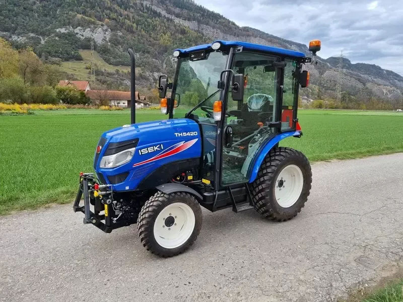 E-FARM: Iseki th 5420 kommunaltraktor - Tractor - id DAQHUPH - €55,430 - Year of construction: 2022 - Engine power (HP): 40,Switzerland