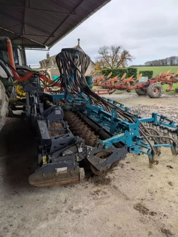 E-FARM: sulky xeos - Semoir - id YDAFBDZ - Année: 2019 - France