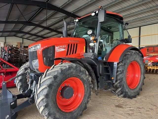 Kubota M7133 Tractor 64.000 €