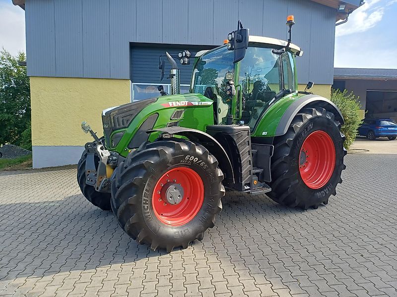 Fendt 722 Vario Power Plus Tractor €131,500