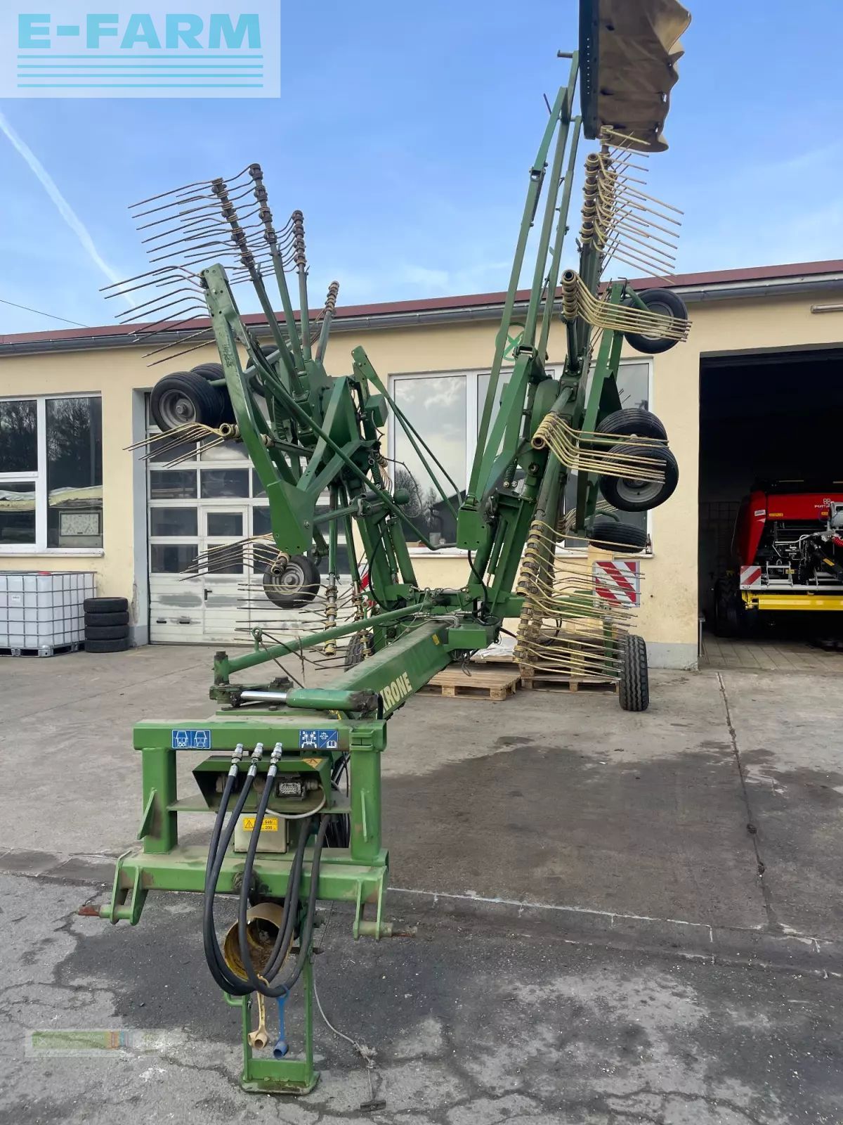 Krone schwadro 1401 Rake €7,479