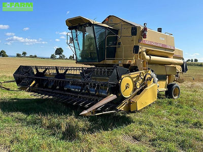 E-FARM: New Holland tx 36 - Combine harvester - id KJPNFMQ - €23,500 - Year of construction: 1993 - Engine hours: 2,850,Germany