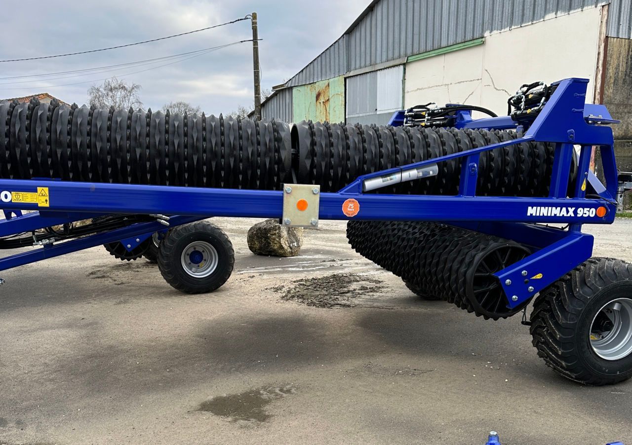 E-FARM: DAL-BO minimax 950 - Presses et rouleaux - id NI4BHLT - 19 500 € - Année: 2023 - France