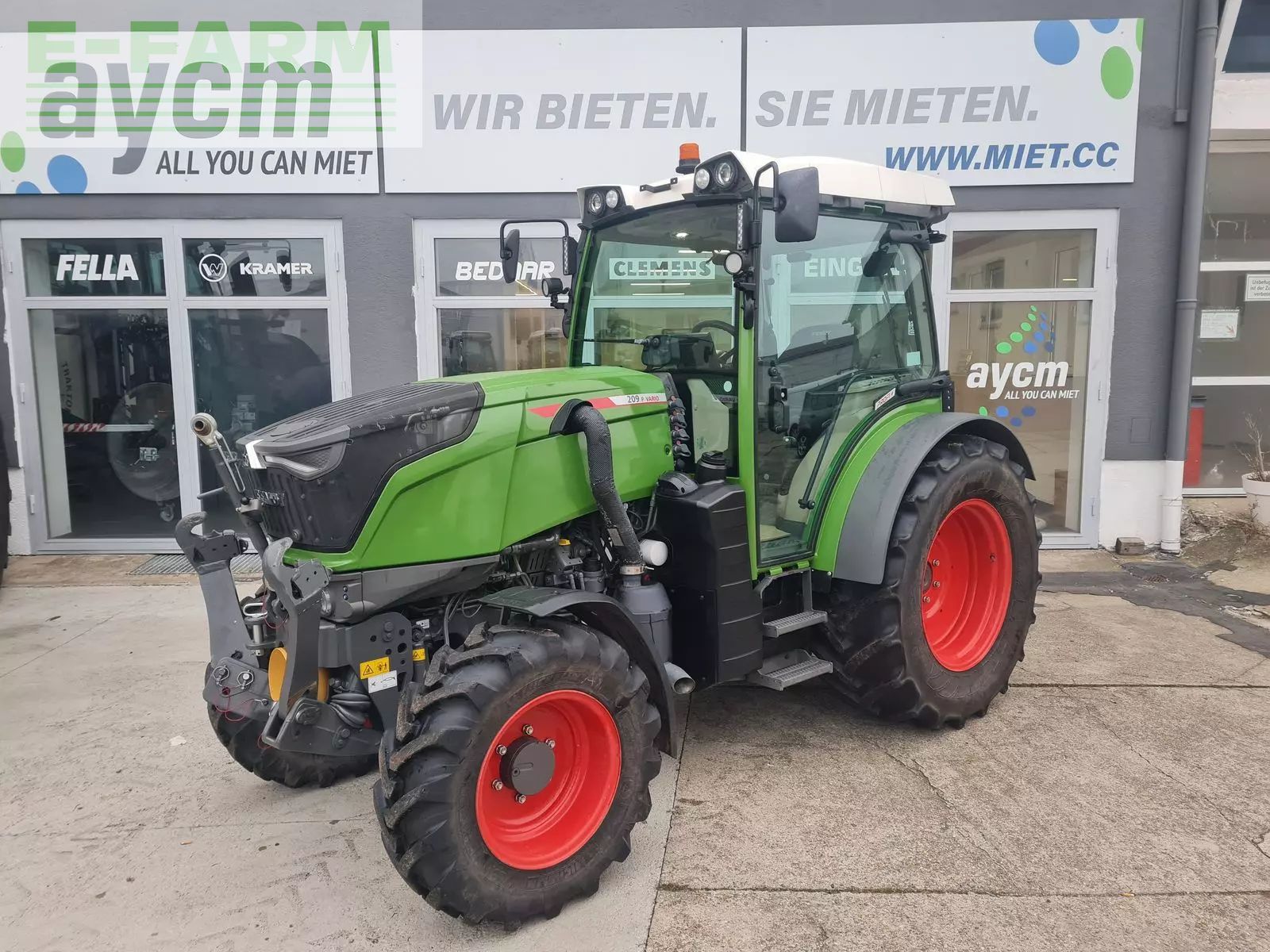 Fendt 209 P Vario Traktor 99 000 €