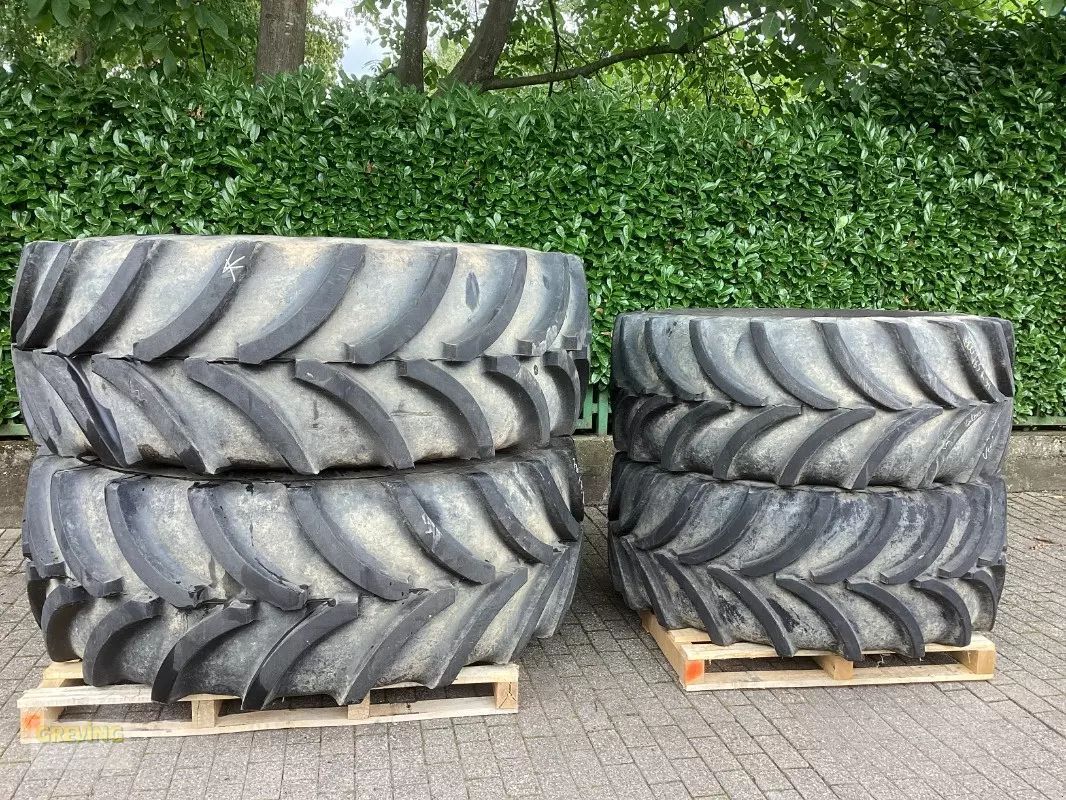 E-FARM: VREDESTEIN 710/75r42 + 600/65r34 - Ruedas y orugas - id MNTQKV4 - 13.500 € - Alemania