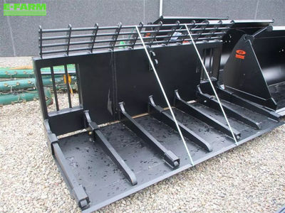 E-FARM: JST rodgreb med hardox tænder & bundplade - Excavator - id Z5HBPXC - €9,534 - Denmark