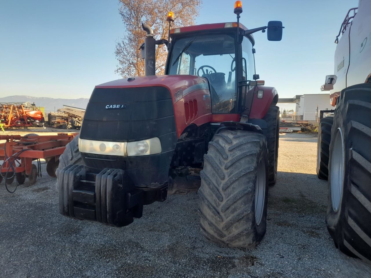 E-FARM: Case IH Magnum 250 - Tracteur - id 494RHLL - 54 000 € - Année: 2009 - Lecture du nombre d'heure: 6 500,France