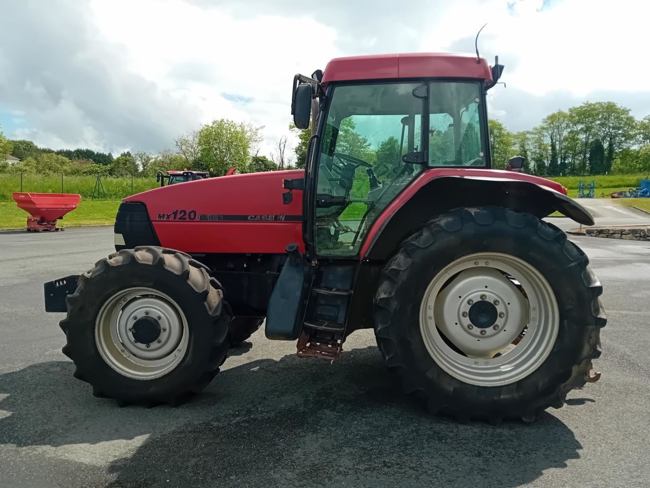 Case IH MX 120 Traktor