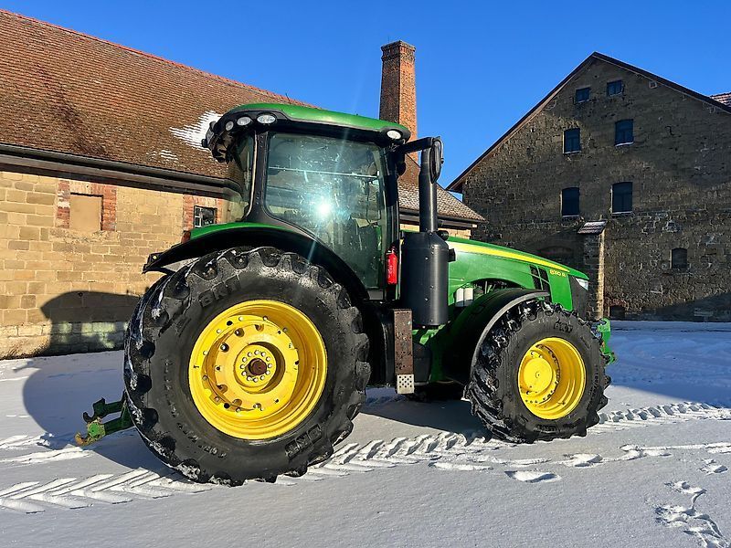John Deere 8310 R Tractor 83.500 €
