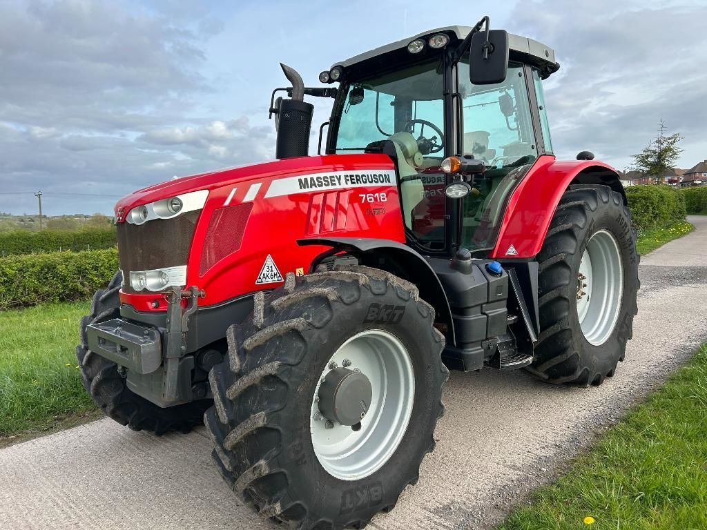 Massey Ferguson 7618 Tractor €51,953
