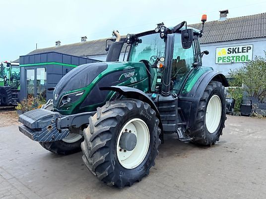 Valtra T 174 Traktor 55 849 €