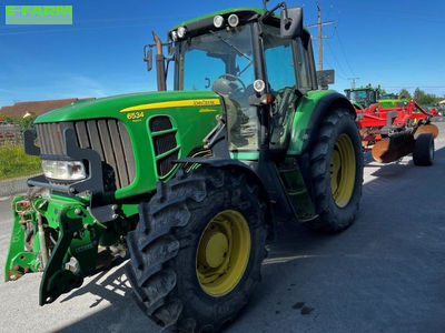 E-FARM: John Deere 6534 Premium - Tractor - id F3LPDCL - €35,000 - Year of construction: 2011 - Engine hours: 8,600,Engine power (HP): 125,France