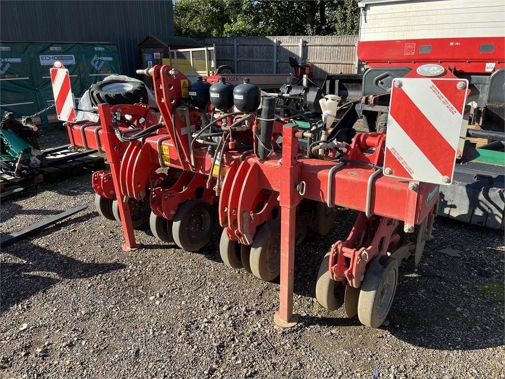 E-FARM: Kverneland kultistrip - Kultywator - id ZLK3PEC - 26 079 € - Rok produkcji: 2021 - Zjednoczone Królestwo