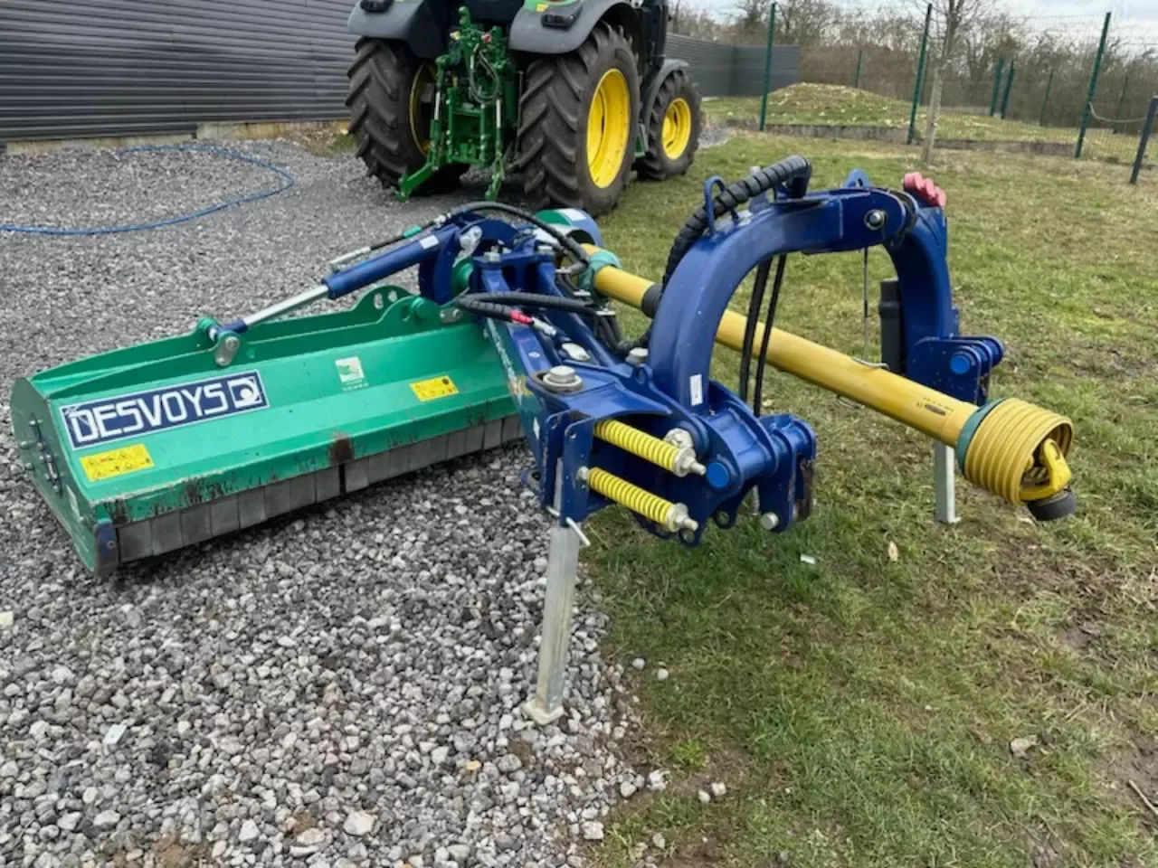 E-FARM: Desvoys dmf entreprise - Épareuse - id ZSTTN2I - 9 500 € - Année: 2018 - France