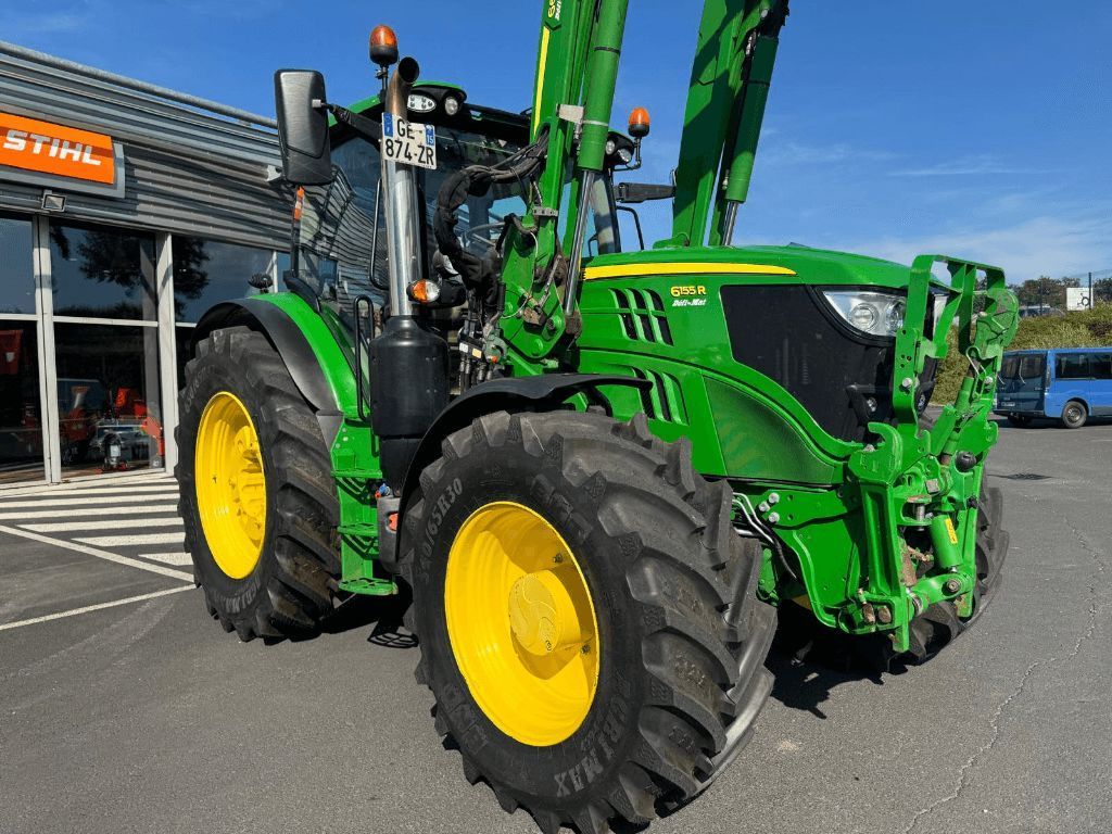 E-FARM: John Deere 6155 R - Tractor - id ZIP3HN2 - €105,000 - Year of construction: 2022 - Engine hours: 3,800,Engine power (HP): 155,France