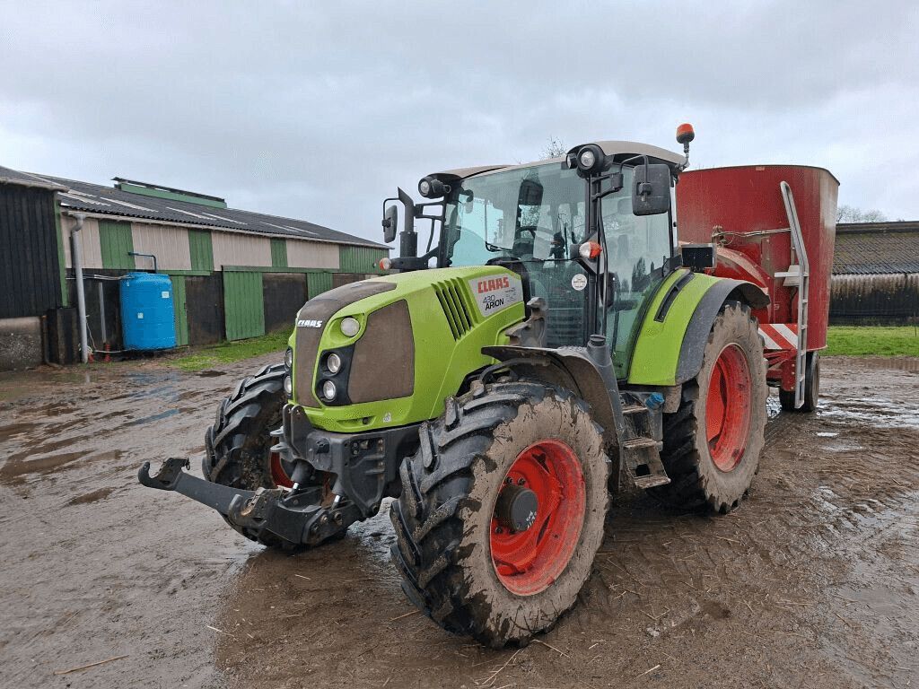 Claas Arion 430 Tractor €48,500