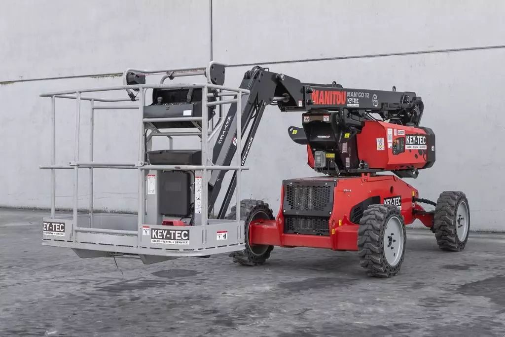 Manitou mango 12 Self propelled platform €45,000