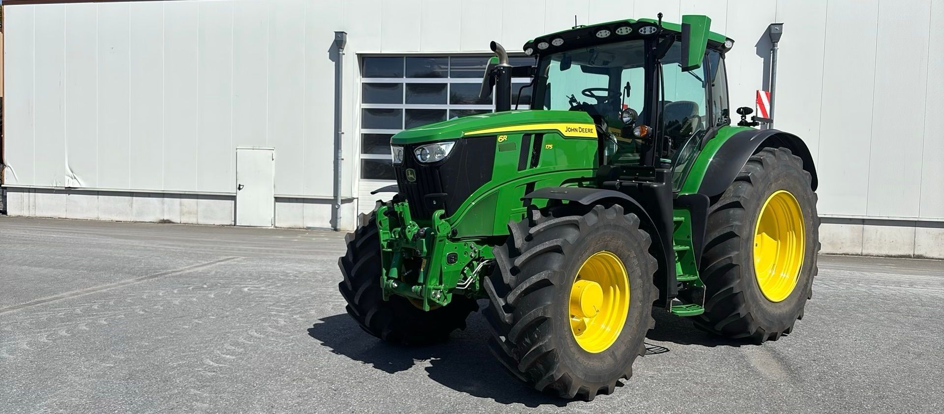 John Deere 6R 175 Tractor €141,000