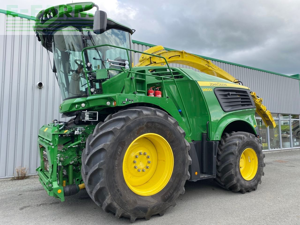 E-FARM: John Deere 9800 - Feldhäcksler (selbstfahrend) - id 212E7FR - Baujahr: 2022 - Abgelesene Motorstunden: 870,Motorleistung (PS): 870,Frankreich