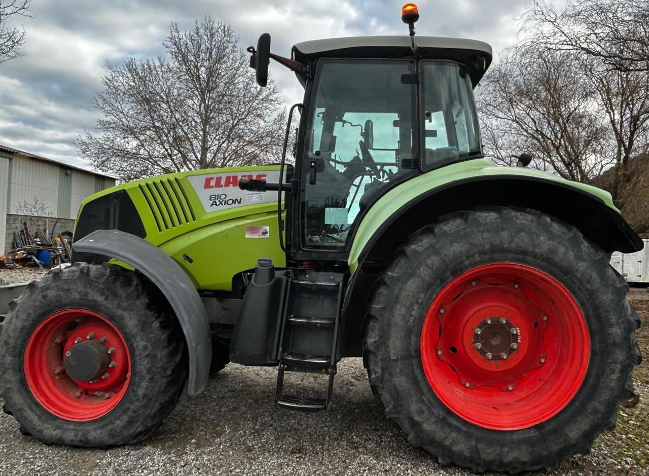 Claas Axion 810 Traktor