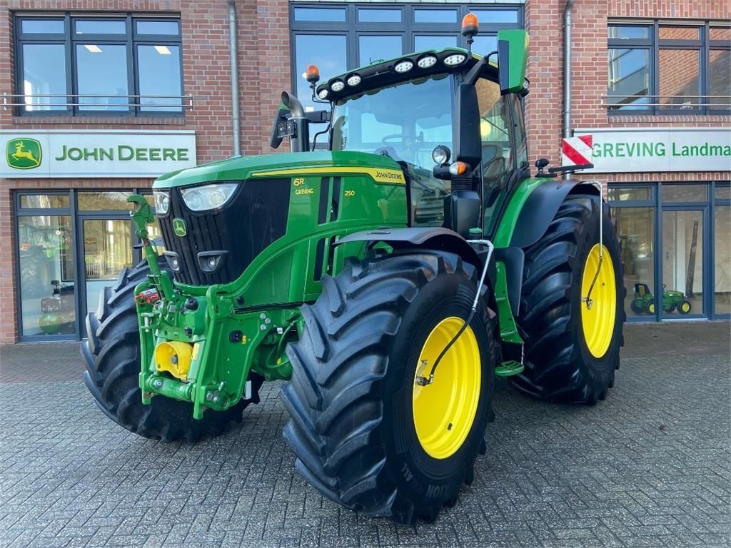 John Deere 6R 250 Трактор 182 500 €