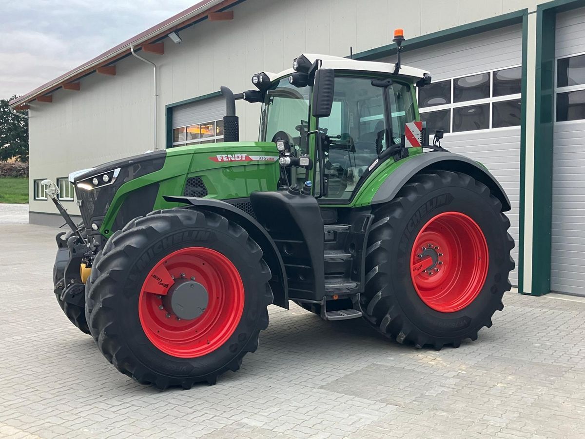 E-FARM: Fendt 936 Vario ProfiPlus - Tracteur - id YAJPXKV - 284 900 € - Année: 2023 - Lecture du nombre d'heure: 1 020,Puissance du moteur (chevaux): 355,Autriche