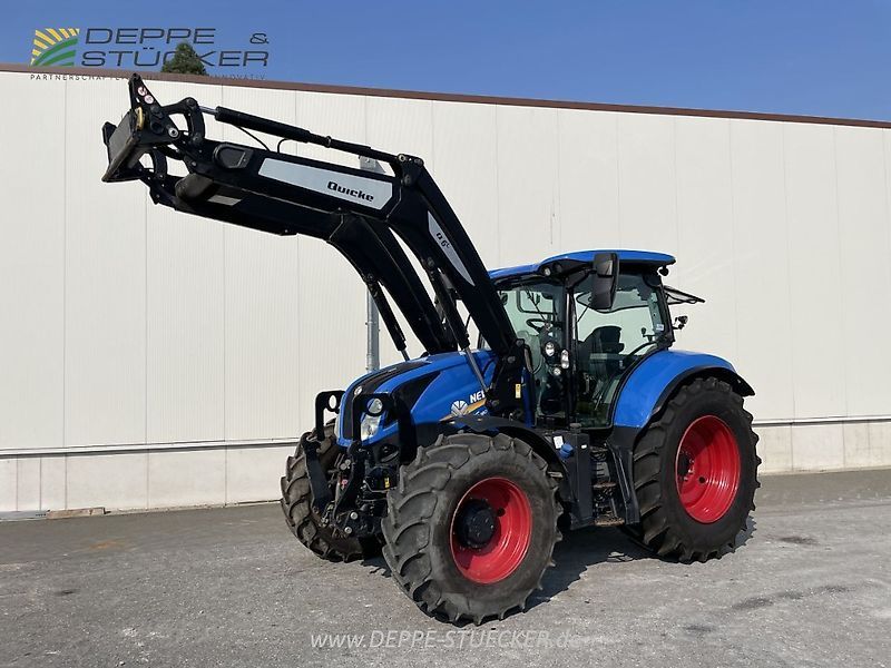 E-FARM: New Holland T6.180 - Tractor - id CWN8UTI - €78,900 - Year of construction: 2018 - Engine hours: 2,470,Engine power (HP): 180,Germany