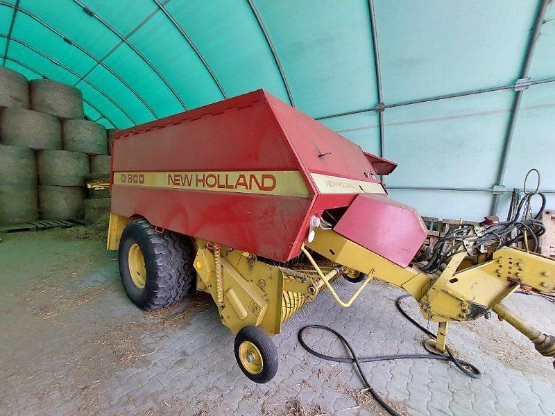 E-FARM: New Holland d 800 - Presse à balles - id BMQFCHU - 6 494 € - Année: 1992 - Allemagne