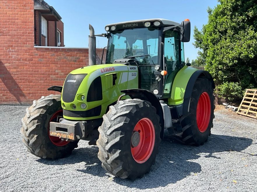 Claas Arion 640 CIS Трактор 22 000 €