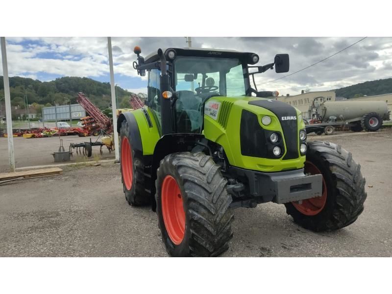 Claas Arion 440 Tractor €72,000