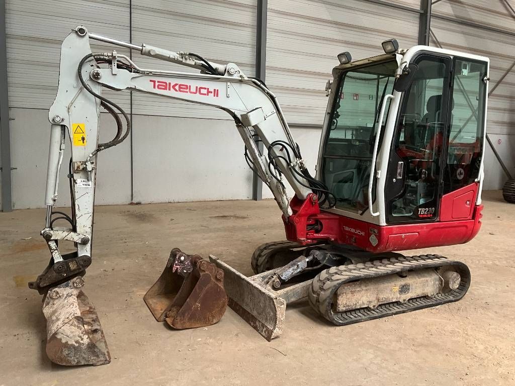 Takeuchi TB 230 Minibagger 19.500 €